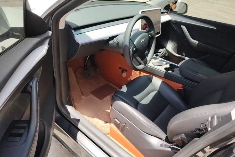 Used Tesla Model Y 2024 Rear-Wheel-Drive Version Driver Seat