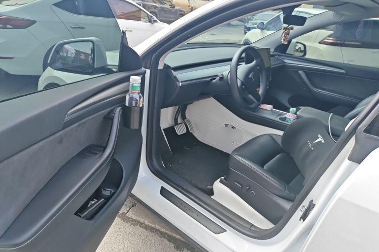 Used Tesla Model Y 2024 Rear-Wheel-Drive Version Driver Seat