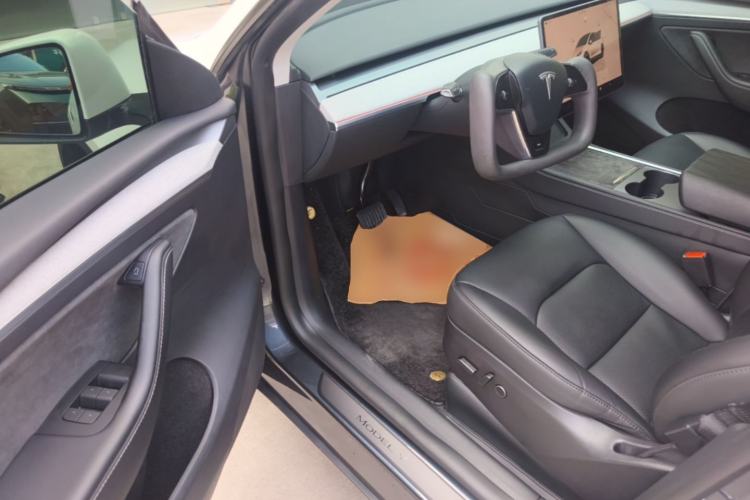 Used Tesla Model Y 2024 Rear-Wheel-Drive Version Driver Seat