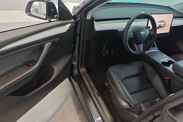 Used Tesla Model Y 2024 Rear-Wheel-Drive Version Driver Seat