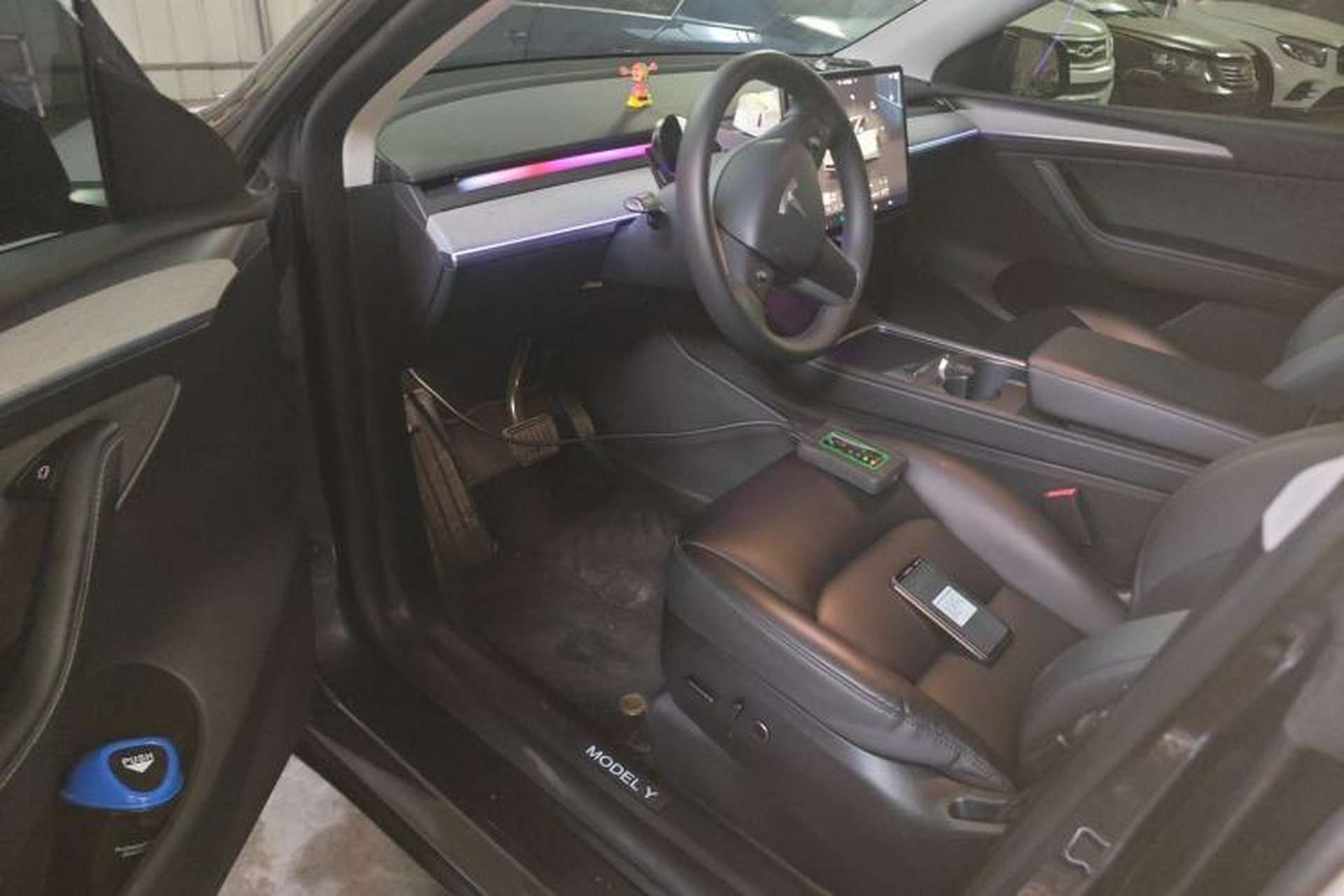 Used Tesla Model Y 2024 Rear-Wheel-Drive Version Driver Seat