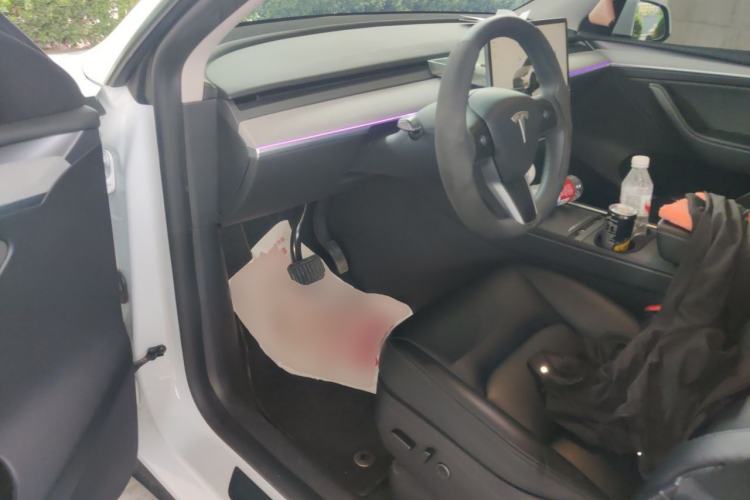 Used Tesla Model Y 2024 Rear-Wheel-Drive Version Driver Seat