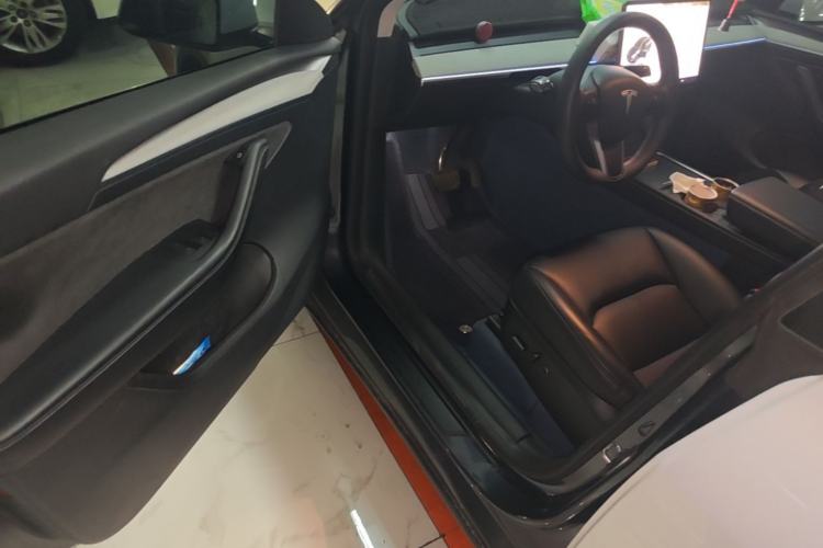 Used Tesla Model Y 2024 Rear-Wheel-Drive Version Driver Seat
