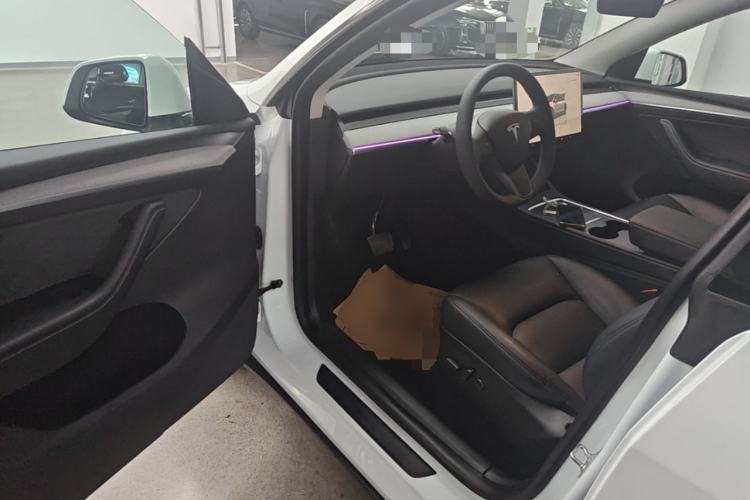 Used Tesla Model Y 2024 Rear-Wheel-Drive Version Driver Seat