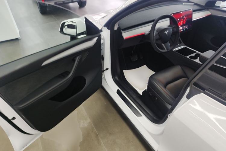 Used Tesla Model Y 2024 Rear-Wheel-Drive Version Driver Seat