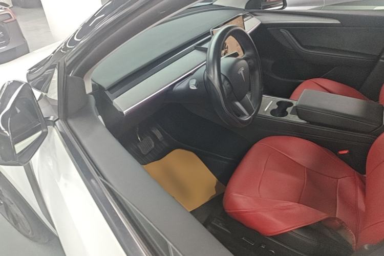 Used Tesla Model Y 2024 Rear-Wheel-Drive Version Driver Seat