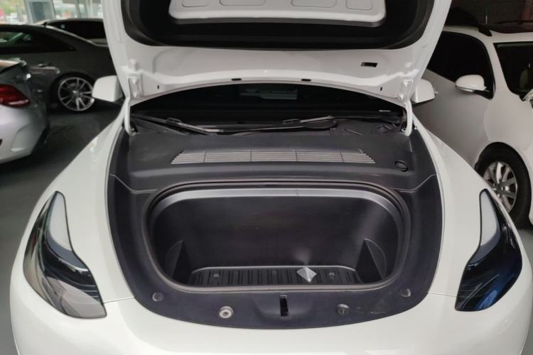 Used Tesla Model Y 2024 Rear-Wheel-Drive Version Engine Bay