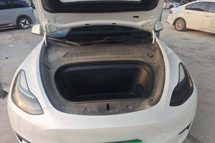 Used Tesla Model Y 2024 Rear-Wheel-Drive Version Engine Bay