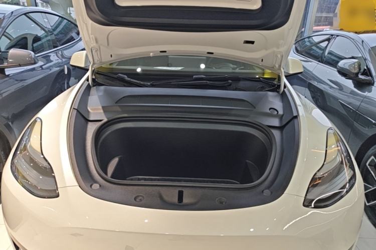 Used Tesla Model Y 2024 Rear-Wheel-Drive Version Engine Bay