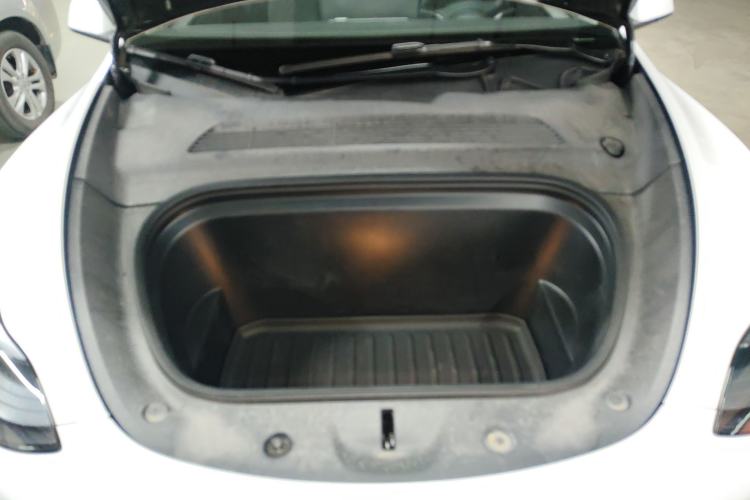 Used Tesla Model Y 2024 Rear-Wheel-Drive Version Engine Bay