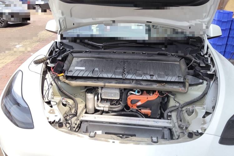 Used Tesla Model Y 2024 Rear-Wheel-Drive Version Engine Bay