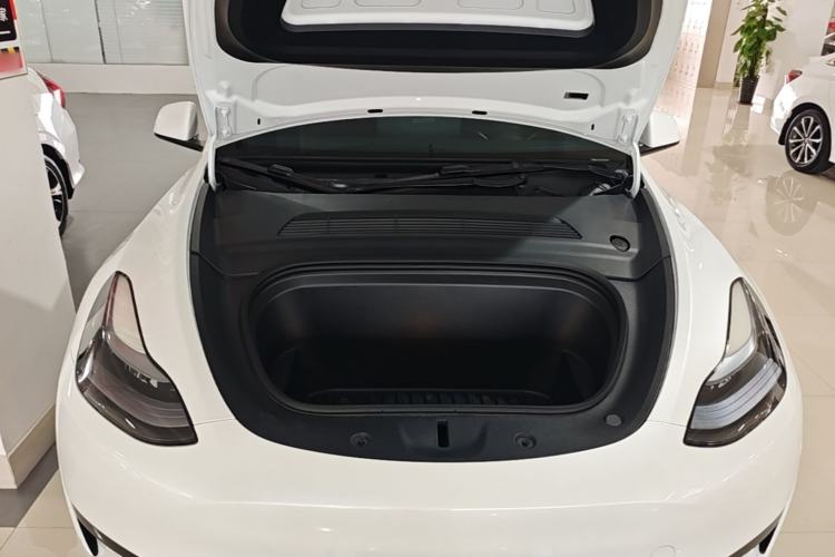 Used Tesla Model Y 2024 Rear-Wheel-Drive Version Engine Bay