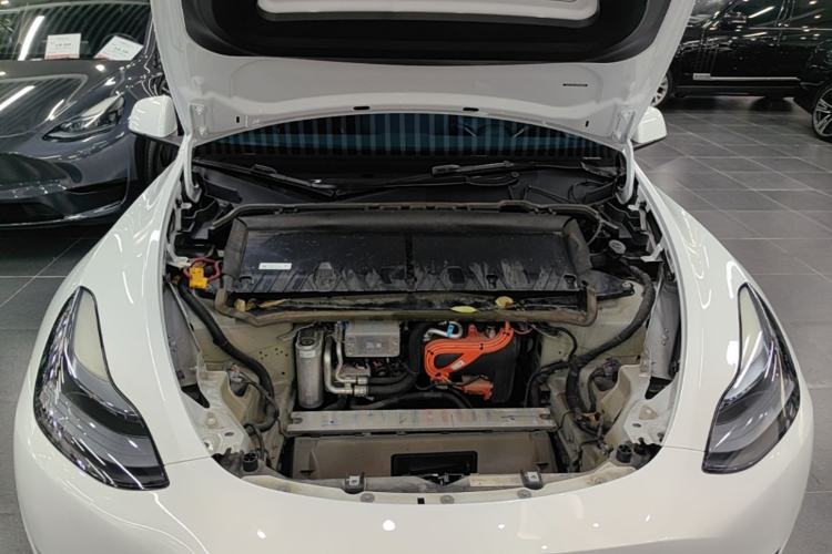 Used Tesla Model Y 2024 Rear-Wheel-Drive Version Engine Bay