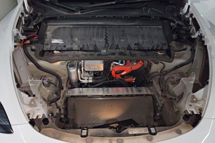 Used Tesla Model Y 2024 Rear-Wheel-Drive Version Engine Bay
