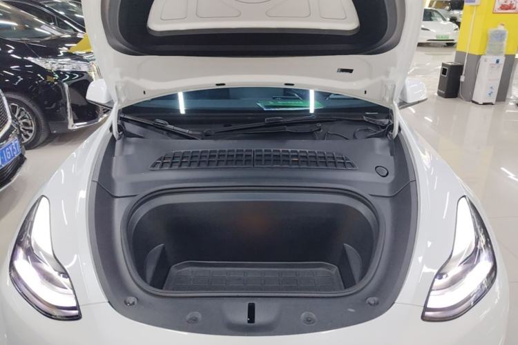 Used Tesla Model Y 2024 Rear-Wheel-Drive Version Engine Bay
