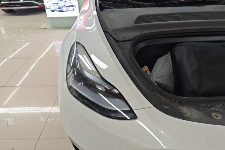 Used Tesla Model Y 2024 Performance High-Performance Edition Engine Bay Right