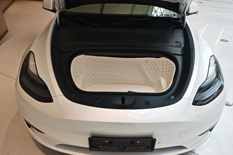 Used Tesla Model Y 2024 Rear-Wheel-Drive Version Engine Bay