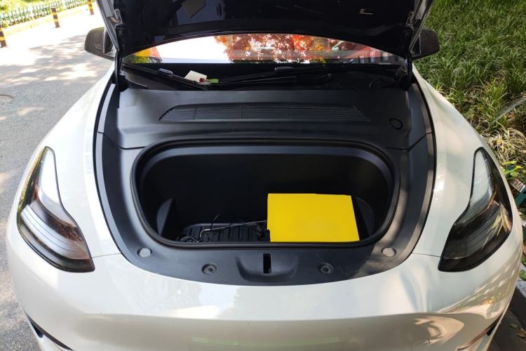 Used Tesla Model Y 2024 Rear-Wheel-Drive Version Engine Bay
