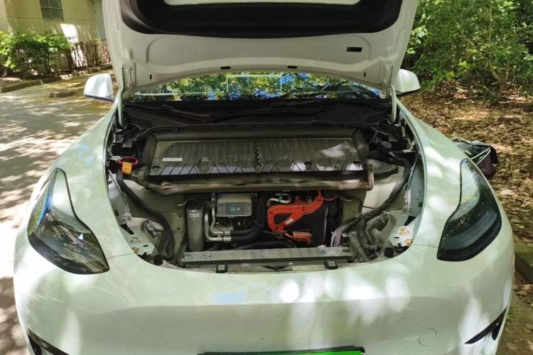 Used Tesla Model Y 2024 Rear-Wheel-Drive Version Engine Bay