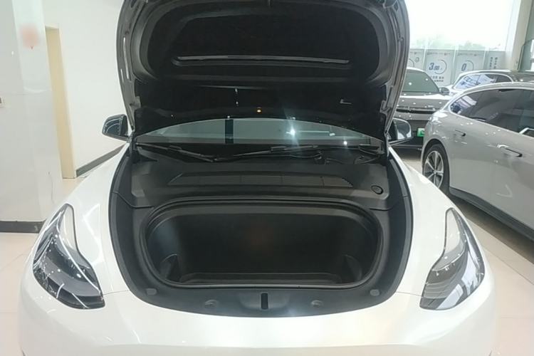 Used Tesla Model Y 2024 Rear-Wheel-Drive Version Engine Bay
