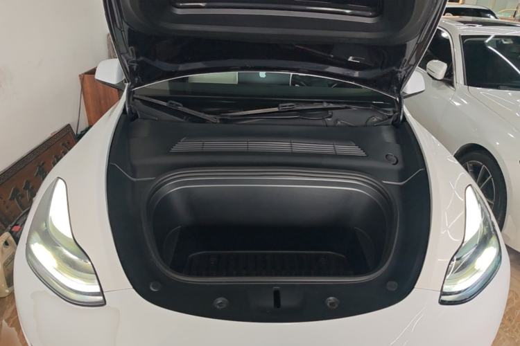 Used Tesla Model Y 2024 Rear-Wheel-Drive Version Engine Bay