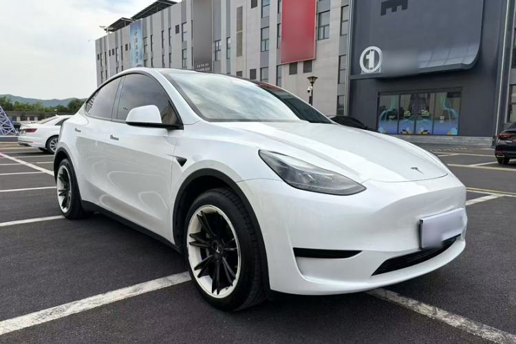 Used Tesla Model Y 2024 Rear-Wheel-Drive Version Exterior 1