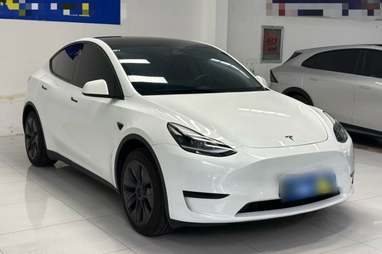 Used Tesla Model Y 2024 Rear-Wheel-Drive Version Exterior 2