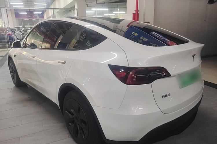 Used Tesla Model Y 2024 Rear-Wheel-Drive Version Exterior 2
