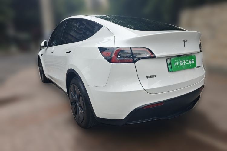Used Tesla Model Y 2024 Rear-Wheel-Drive Version Exterior 3