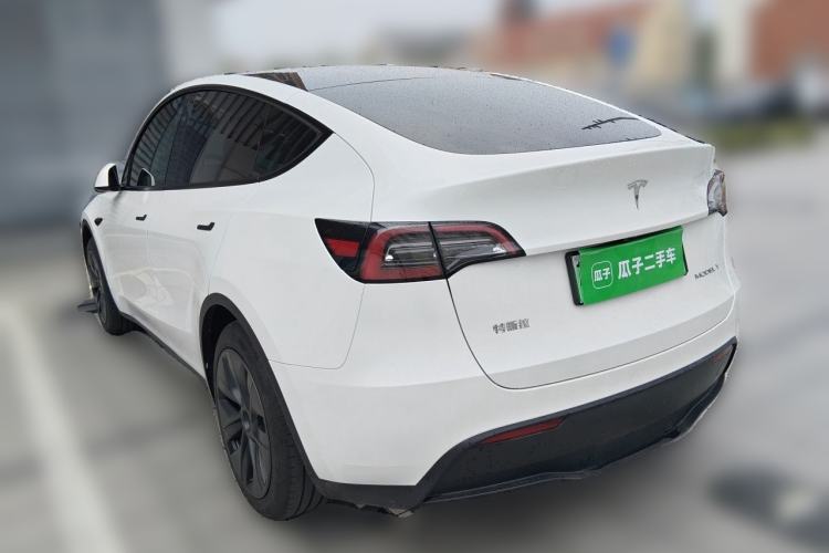Used Tesla Model Y 2024 Rear-Wheel-Drive Version Exterior 3
