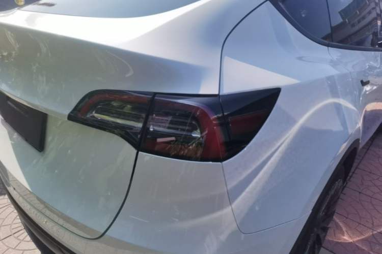 Used Tesla Model Y 2024 Rear-Wheel-Drive Version Exterior 3