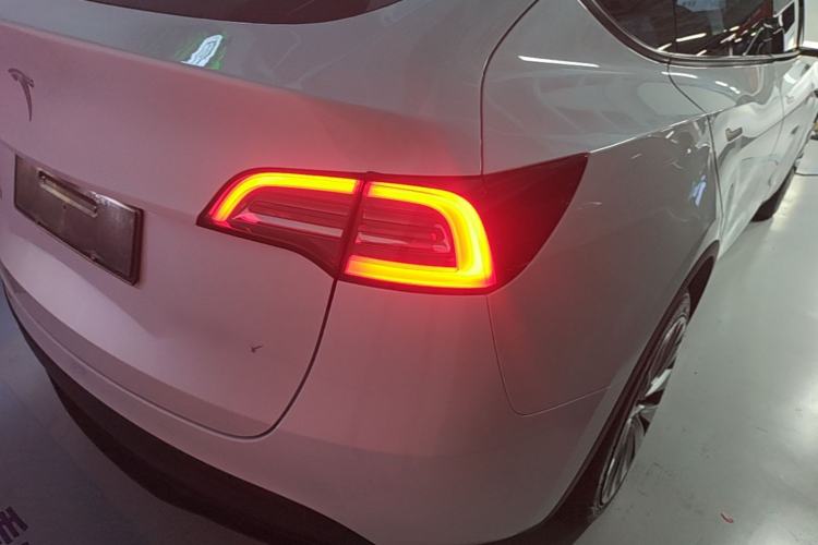 Used Tesla Model Y 2024 Rear-Wheel-Drive Version Exterior 3