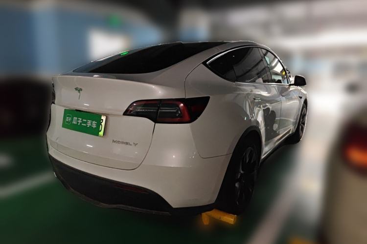 Used Tesla Model Y 2024 Rear-Wheel-Drive Version Exterior 5