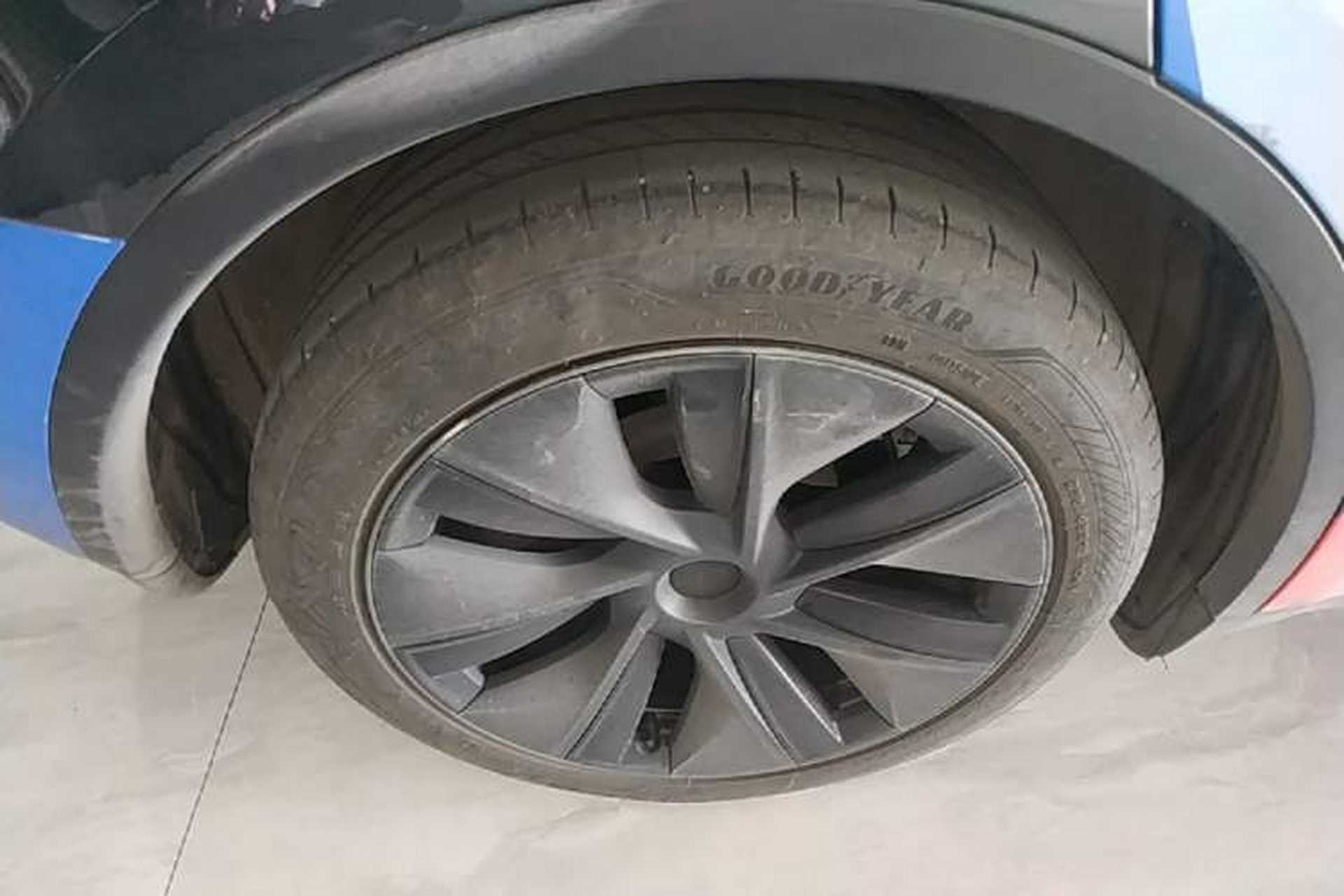 Used Tesla Model Y 2024 Rear-Wheel-Drive Version Exterior 5