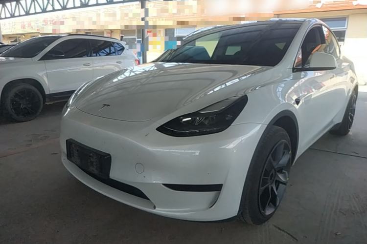 Tesla Model Y 2024 Rear-Wheel-Drive Version