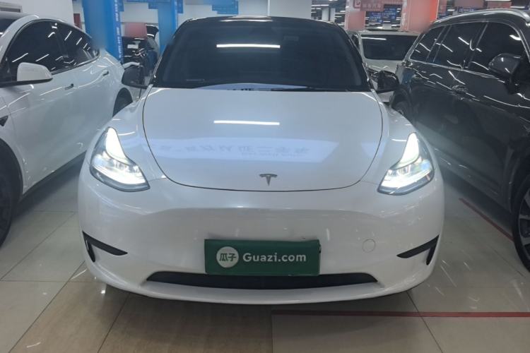 Used Tesla Model Y 2024 Rear-Wheel-Drive Version Front