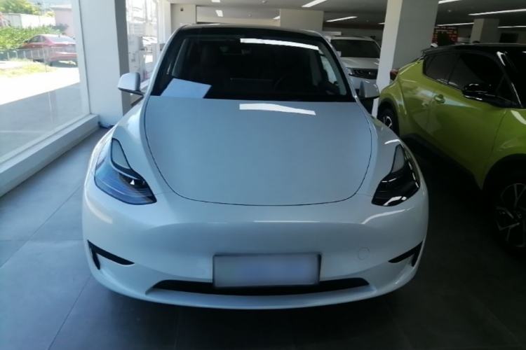 Used Tesla Model Y 2024 Rear-Wheel-Drive Version Front