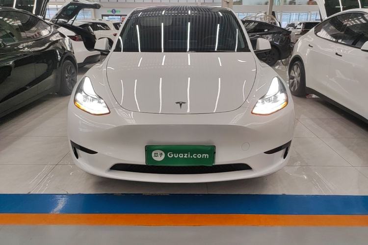 Used Tesla Model Y 2024 Rear-Wheel-Drive Version Front