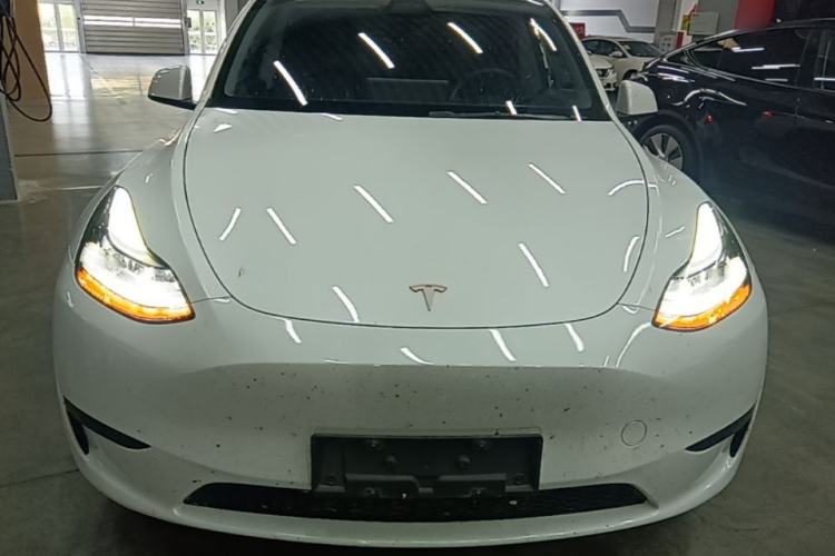 Used Tesla Model Y 2024 Rear-Wheel-Drive Version Front