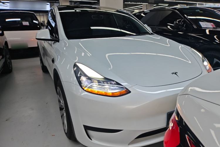 Used Tesla Model Y 2024 Rear-Wheel-Drive Version Front