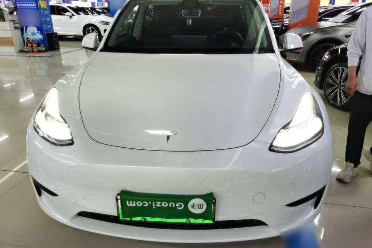 Used Tesla Model Y 2024 Rear-Wheel-Drive Version Front