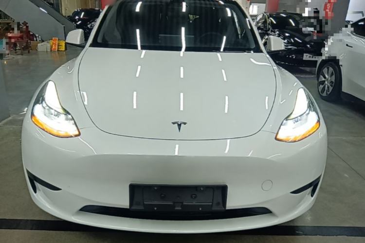 Used Tesla Model Y 2024 Rear-Wheel-Drive Version Front