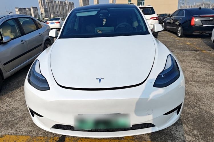 Used Tesla Model Y 2024 Rear-Wheel-Drive Version Front
