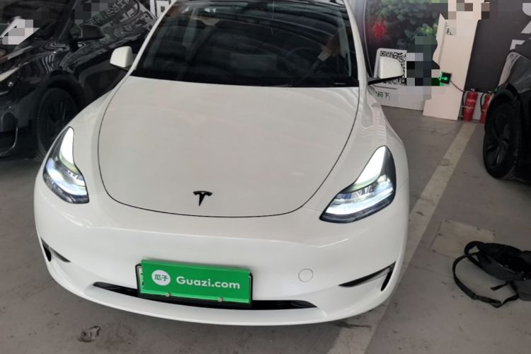 Used Tesla Model Y 2024 Long-Range All-Wheel-Drive Version Front