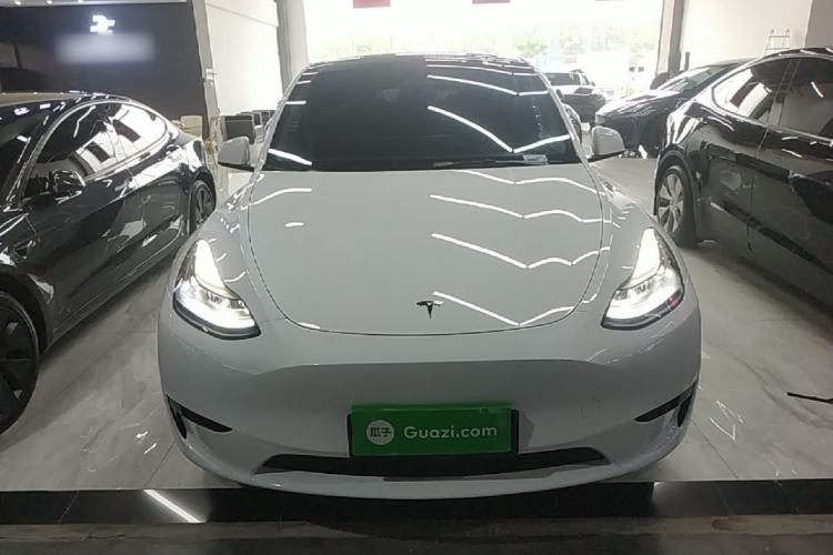 Used Tesla Model Y 2024 Rear-Wheel-Drive Version Front