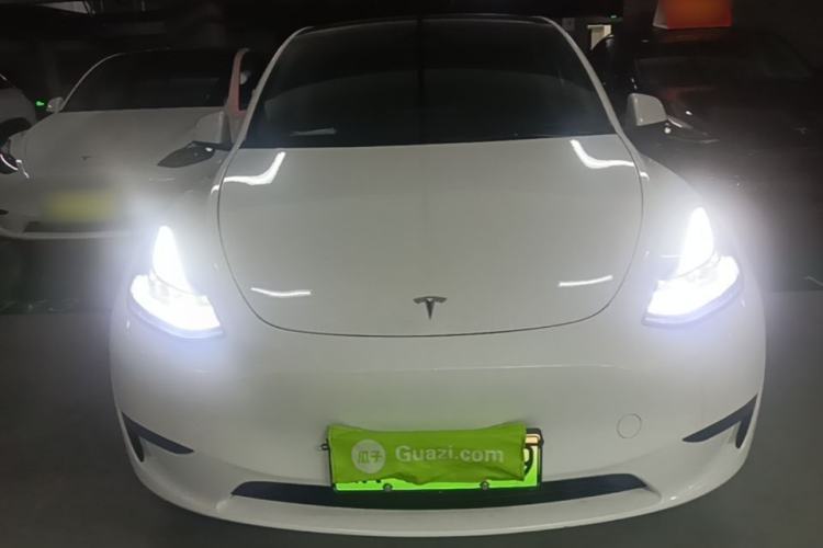 Used Tesla Model Y 2024 Rear-Wheel-Drive Version Front