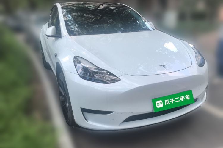Used Tesla Model Y 2024 Rear-Wheel-Drive Version Front Right 45 Deg