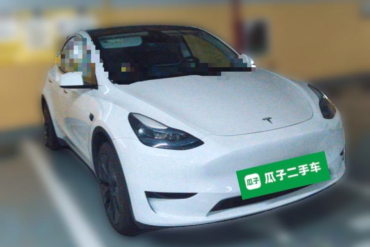Used Tesla Model Y 2024 Rear-Wheel-Drive Version Front Right 45 Deg