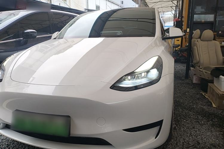 Used Tesla Model Y 2024 Rear-Wheel-Drive Version Front
