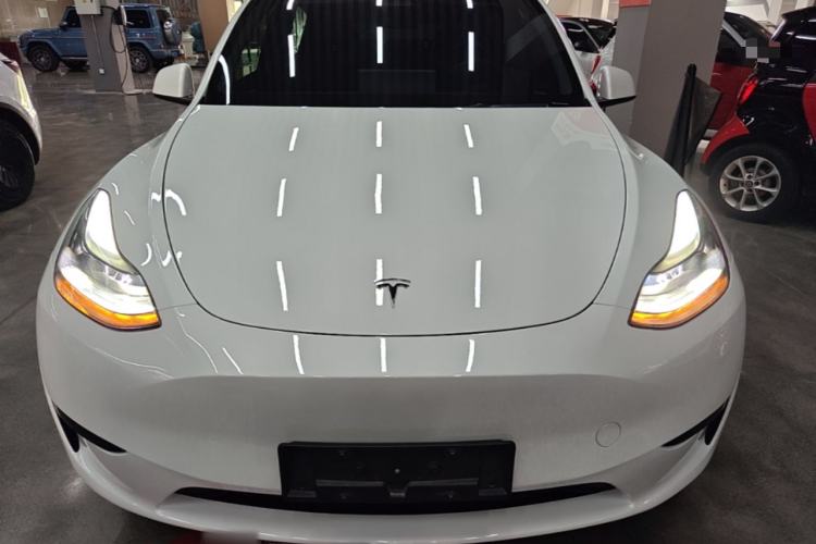 Used Tesla Model Y 2024 Rear-Wheel-Drive Version Front
